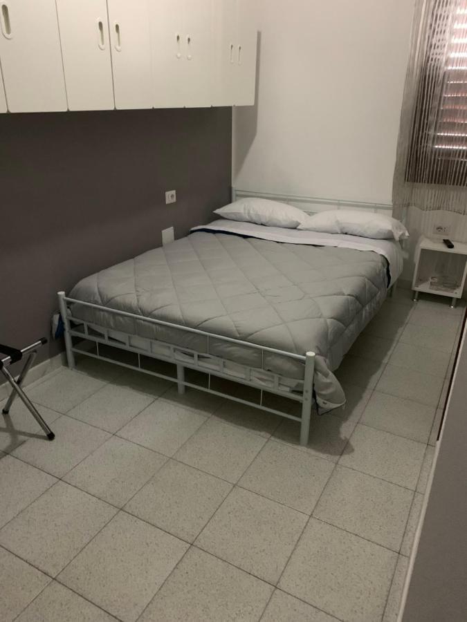 Bedroom Low Cost Di Elisa Quartucciu Exteriér fotografie
